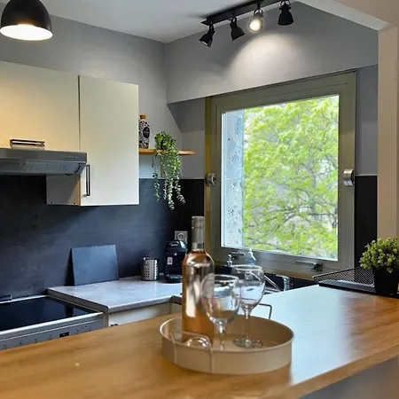 Cote Remparts, Central, Face A La Vieille & Parking Prive Gratuit Lejlighed