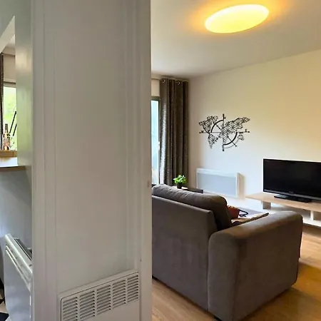 Cote Remparts, Central, Face A La Vieille & Parking Prive Gratuit Apartament