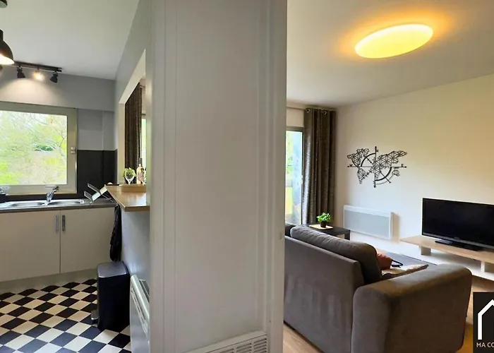 Cote Remparts, Central, Face A La Vieille & Parking Prive Gratuit