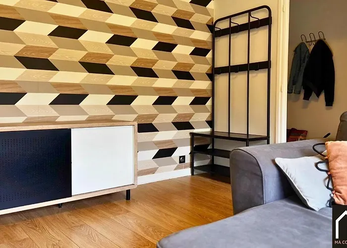 Cote Remparts, Central, Face A La Vieille & Parking Prive Gratuit *