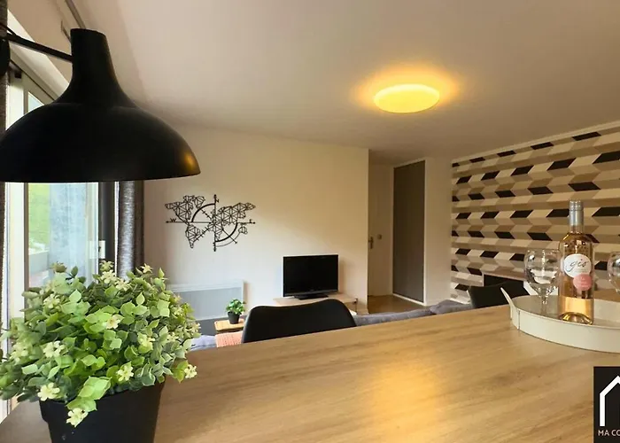 Cote Remparts, Central, Face A La Vieille & Parking Prive Gratuit